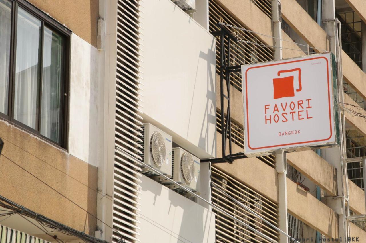 Favori Hostel Bangkok Surawong Exterior photo